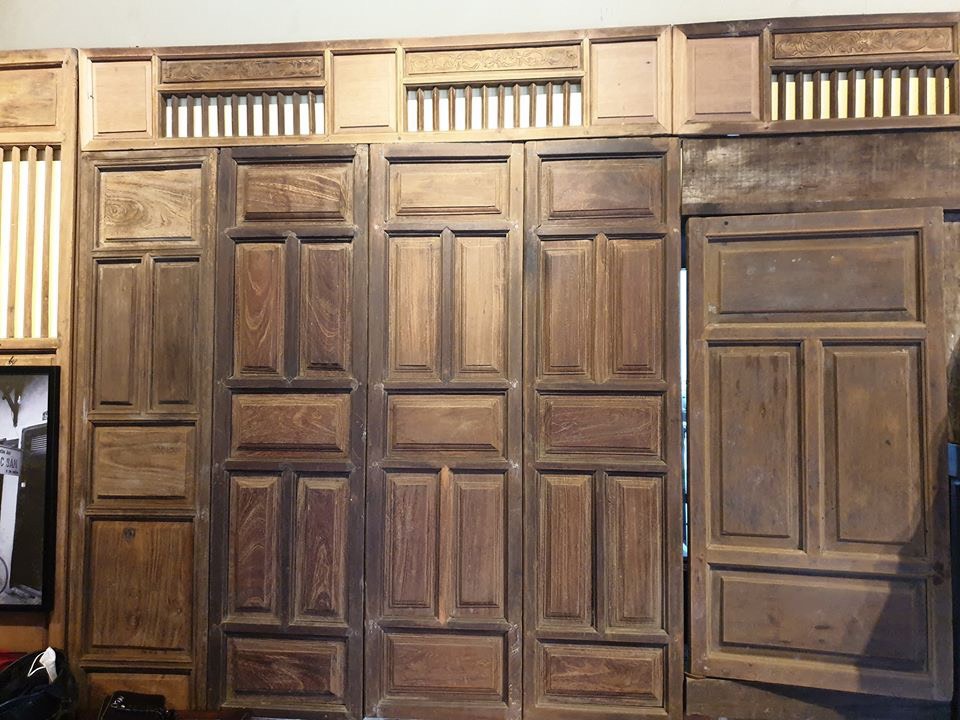 Bán cửa gỗ cũ tphcm
