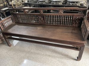 Thu mua bàn ghế cũ giá cao