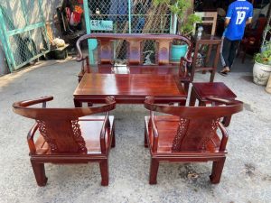 Bàn ghế gỗ tự nhiên