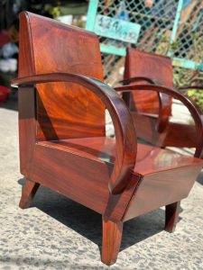 Quy trình thu mua bàn ghế gỗ tại Huế nhanh chóng, minh bạch