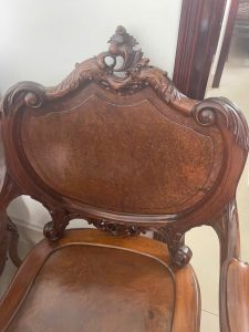 Những Loại Bàn Ghế Gỗ Được Ưa Chuộng Khi Thu Mua