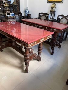 Vì Sao Nên Chọn Dịch Vụ Thu Mua Bàn Ghế Gỗ Tại Bình Thạnh?