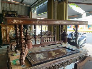 Quy trình thu mua bàn ghế gỗ tại Nhà Bè – Nhanh gọn, minh bạch