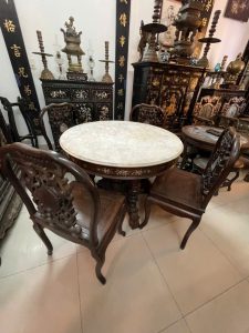 Vì Sao Nên Chọn Dịch Vụ Thu Mua Bàn Ghế Gỗ Tại Vũng Tàu?