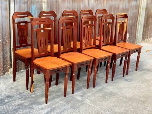 Tại sao nên chọn dịch vụ thu mua bàn ghế gỗ tại Tây Ninh?