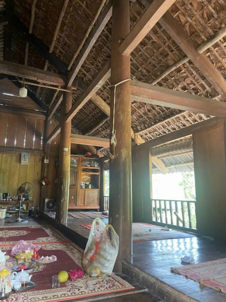 Vì sao nên chọn thu mua nhà gỗ thay vì phá bỏ?