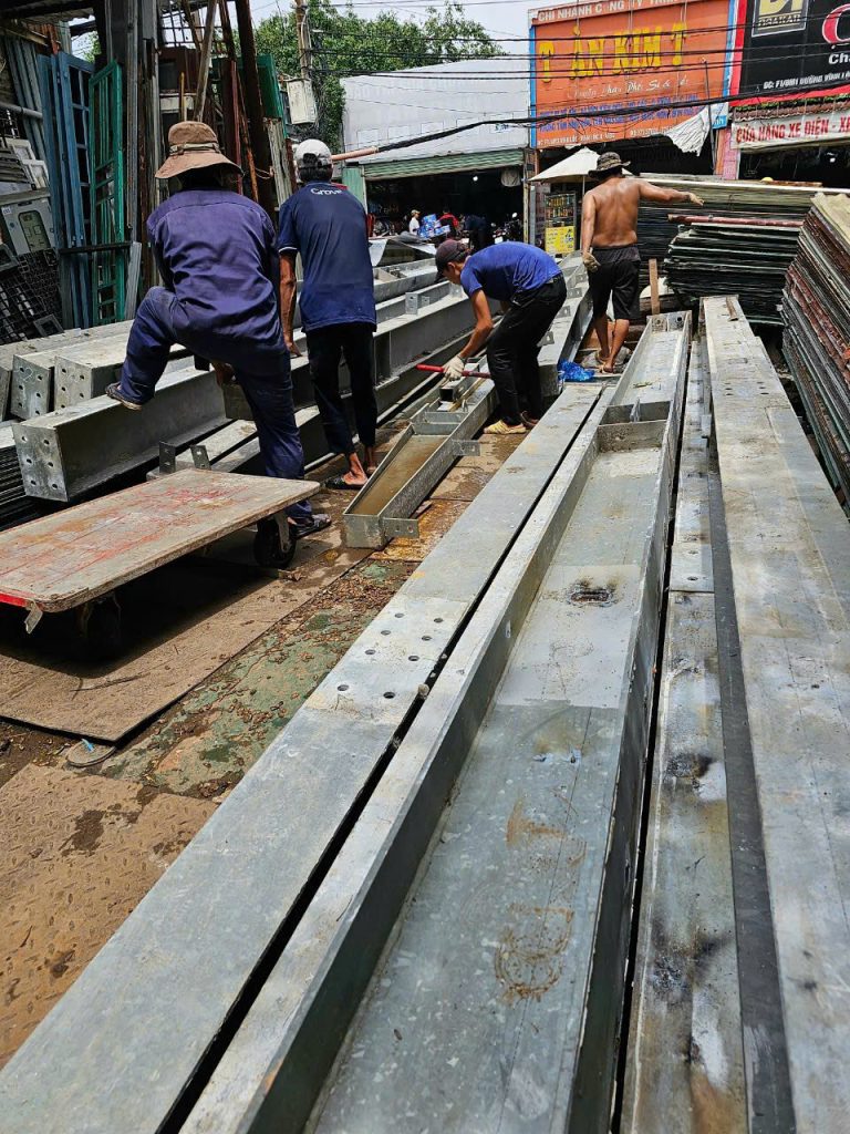 Vì sao nên bán hoặc thu mua kho xưởng cũ quận 12?