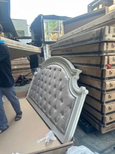 Kinh tế phát triển, khách sạn cải tạo liên tục