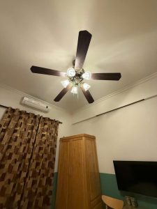Giường, nệm, tủ đầu giường