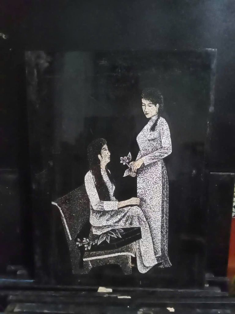 Thu Mua Tranh Gỗ Cũ – Giá Cao, Thu Tận Nơi, Uy Tín Hàng Đầu